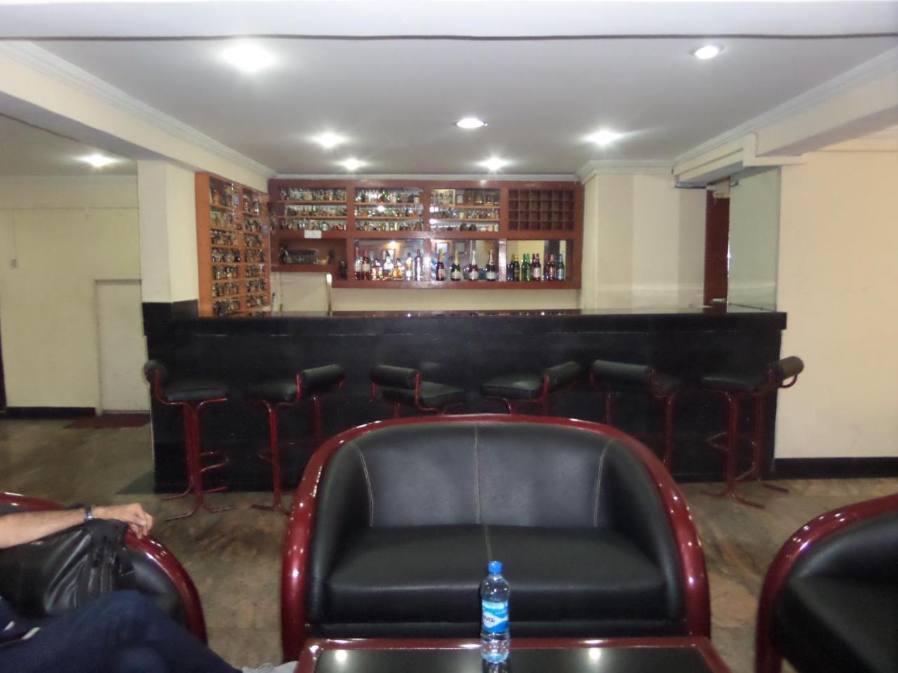 לגוס Hotel Newcastle מראה חיצוני תמונה