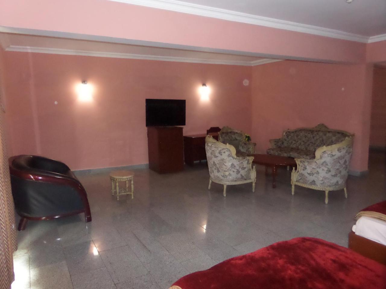 לגוס Hotel Newcastle מראה חיצוני תמונה